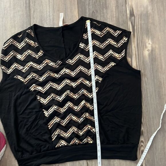 Eyeshadow Blouse With Gold Sequins - Picture 7 of 7